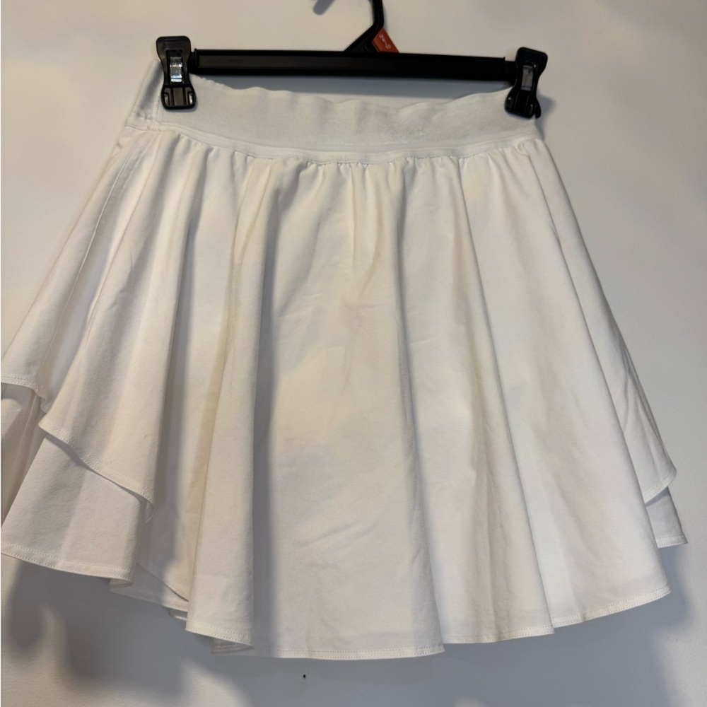 lululemon athletica White Women's Shorts/Skort